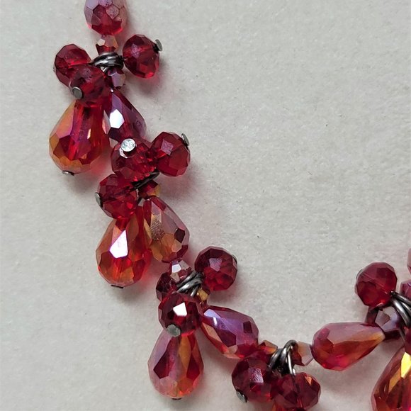 Sparkling Red Beaded Tear Drop Necklace Choker 16 - Picture 3 of 7